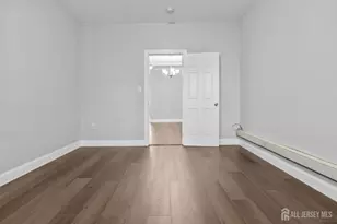 126 Wade St, Jersey City, NJ 07305 - Photo 11
