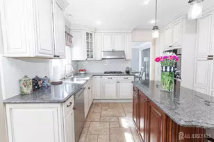 63 Independence Dr, East Brunswick Township, NJ 08816 - Photo 17