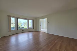 1 Alexander Dr, Monroe Township, NJ 08831 - Photo 21