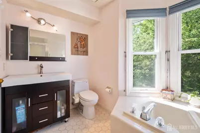112 Lloyd Court, East Brunswick Township, NJ 08816 - Photo 21
