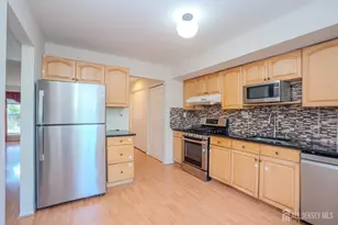 4 Pond View Dr, Plainsboro Township, NJ 08536 - Photo 13