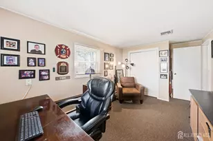 96 Drake Pl, Colonia, NJ 07067 - Photo 19
