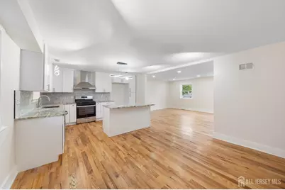 [Address not provided], Middlesex, NJ 08846 - Photo 3