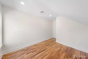 77 Greenbrook Rd, Middlesex, NJ 08846 - Photo 19
