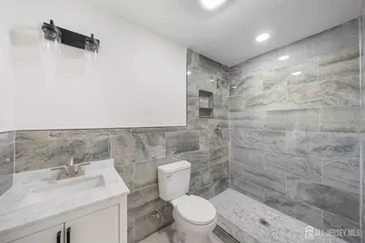 [Address not provided], Middlesex, NJ 08846 - Photo 25