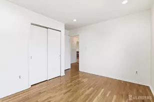7 Oberlin Ct, Edison, NJ 08820 - Photo 31