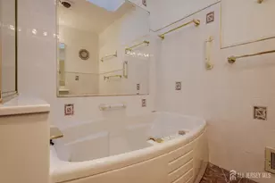 24 Clearview Rd, East Brunswick Township, NJ 08816 - Photo 17