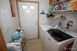 19 Sheryl Ct, Spotswood, NJ 08884 - Photo 27