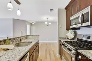 21 Lear Ct, East Brunswick Township, NJ 08816 - Photo 11