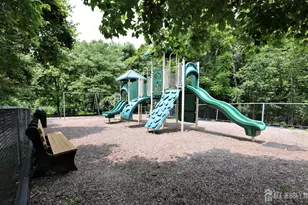 302 Wellington Park Dr, South Brunswick Township, NJ 08540 - Photo 35