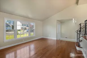 4 Visco Dr, Edison, NJ 08820 - Photo 11