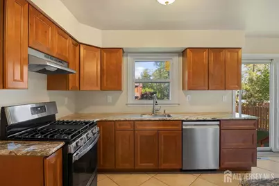 4 Visco Drive, Edison, NJ 08820 - Photo 5