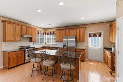 31 Narrows Way, Monroe Township, NJ 08831 - Photo 7