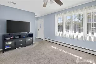 13 Comstock Rd, Edison, NJ 08817 - Photo 5