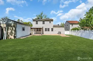 52 Walnut St, Edison, NJ 08817 - Photo 21