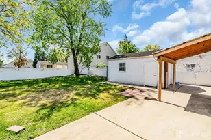52 Walnut St, Edison, NJ 08817 - Photo 5