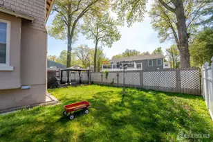 239 Walnut St, Dunellen, NJ 08812 - Photo 19