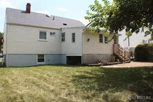 108 Bond St, Iselin, NJ 08830 - Photo 23