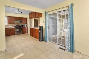 173 Concordia Cir, Monroe Township, NJ 08831 - Photo 17
