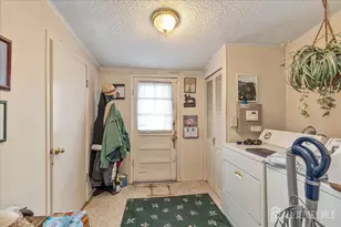 225 Freeman St, Woodbridge Township, NJ 07095 - Photo 13