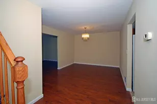 21 Rosewood Ct, Sayreville, NJ 08872 - Photo 5