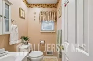 541 New Brunswick Rd, Franklin Township, NJ 08873 - Photo 17