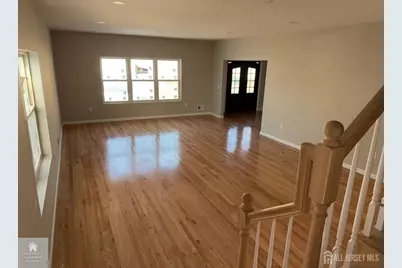 25 Fiat Avenue, Iselin, NJ 08830 - Photo 3