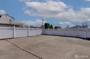 36 Willow St, Sayreville, NJ 08879 - Photo 29