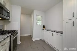 2302 Bayhead Dr, Sayreville, NJ 08859 - Photo 7