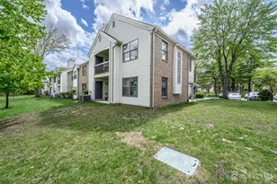 2302 Bayhead Dr, Sayreville, NJ 08859 - Photo 25