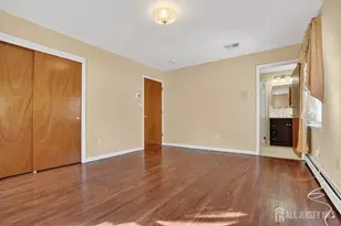 1 Wakefield Dr, Edison, NJ 08820 - Photo 13