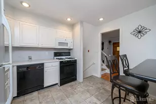 384 Maplewood Ave, Colonia, NJ 07067 - Photo 9