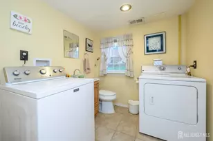 384 Maplewood Ave, Colonia, NJ 07067 - Photo 13