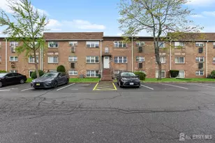 396 College Dr, Edison, NJ 08817 - Photo 17