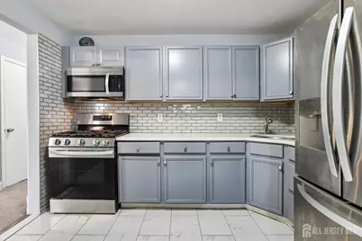 396 College Drive, Edison, NJ 08817 - Photo 5