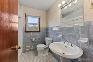 64 Ave I Ave, Monroe Township, NJ 08831 - Photo 17