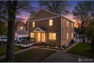 32 Robins Place, Metuchen, NJ 08840 - Photo 1