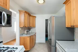 32 Robins Pl, Metuchen, NJ 08840 - Photo 17