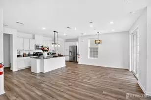 728 Station Rd, Dunellen, NJ 08812 - Photo 9