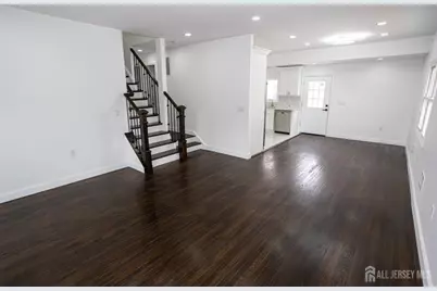 25 Menlo Avenue, Menlo Park Terrace, NJ 08840 - Photo 7