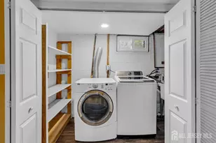95 E Calvert Ave, Edison, NJ 08820 - Photo 37