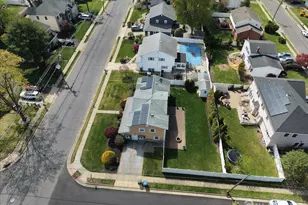 95 E Calvert Ave, Edison, NJ 08820 - Photo 49
