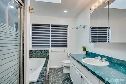 122 Dewolfe Street, Edison, NJ 08817 - Photo 27