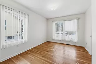 37 Jersey Ave, Edison, NJ 08820 - Photo 15