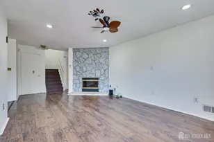 1315 Edison Glen Terrace, Edison, NJ 08837 - Photo 7
