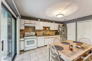 75 Linda Ln, Edison, NJ 08820 - Photo 5