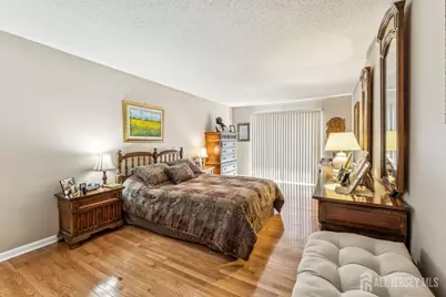 75 Linda Lane, Edison, NJ 08820 - Photo 17