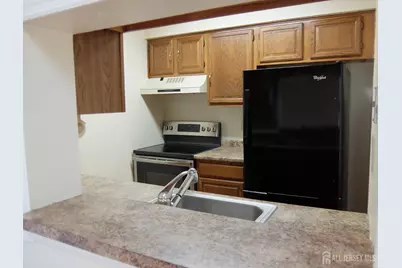 4906 Ravens Crest Drive #4906, Plainsboro Township, NJ 08536 - Photo 17