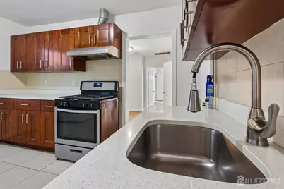 660 Charles Street #2, Perth Amboy, NJ 08861 - Photo 15
