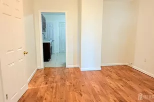 660 Charles St, Perth Amboy, NJ 08861 - Photo 3